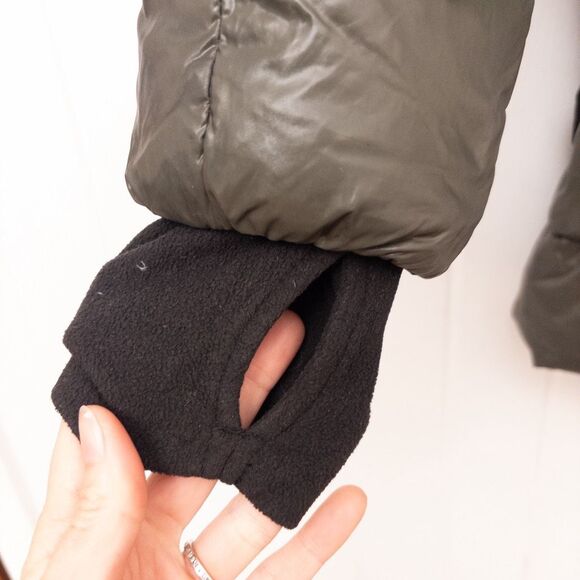 S13 Chalet Belted Faux-Fur-Trim Hooded Down Puffer Coat Green Size Small - Picture 16 of 16